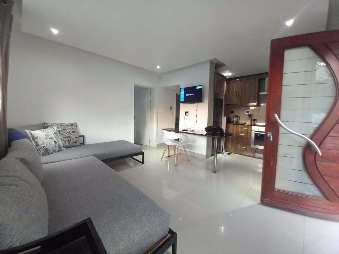 Loddey'S Guest House - By Beach Collection Strand Buitenkant foto